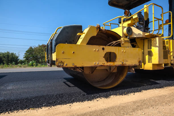 Best Local Driveway Pavers  in Eggertsville, NY